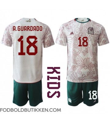 Mexico Andres Guardado #18 Udebanetrøje Børn VM 2022 Kortærmet (+ Korte bukser)